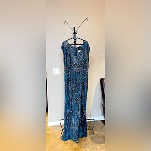 Beautiful gray sequins dress/gowns